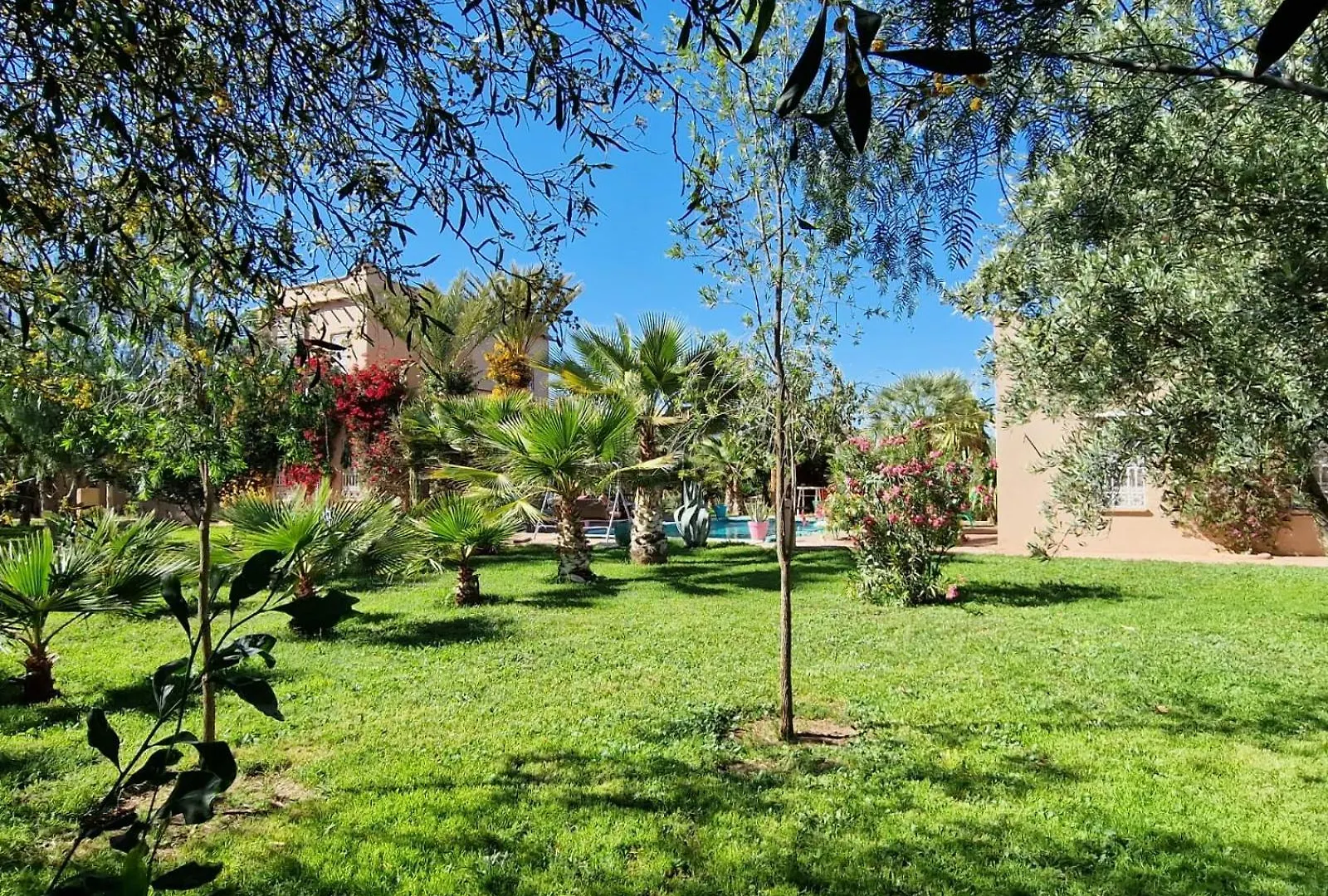 Manzal Lahbab, 2Villas 2Bungalows 2Piscines Et Jardins Ouled Jelal